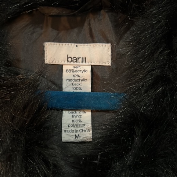 Medium BarIII FAUX FUR black VEST. A244 - Picture 3 of 4